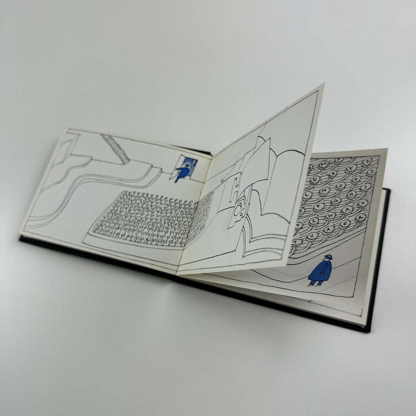 Le Message. Miniature book by Jean-Michel Folon with Giorgio Soavi | Olivetti, 1967