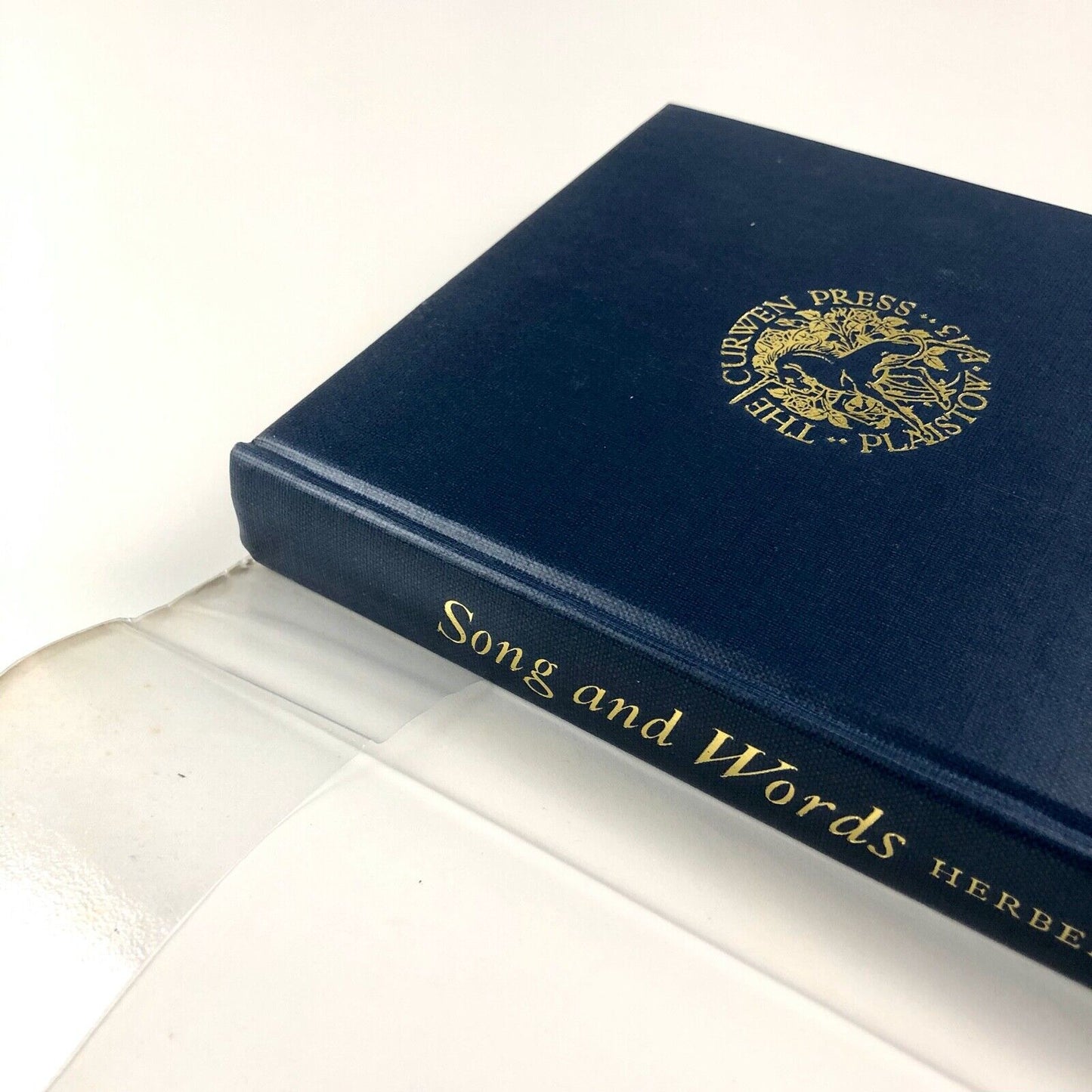 Songs and Words. A History of the Curwen Press by Herbert Simon | George Allen & Unwin, 1973