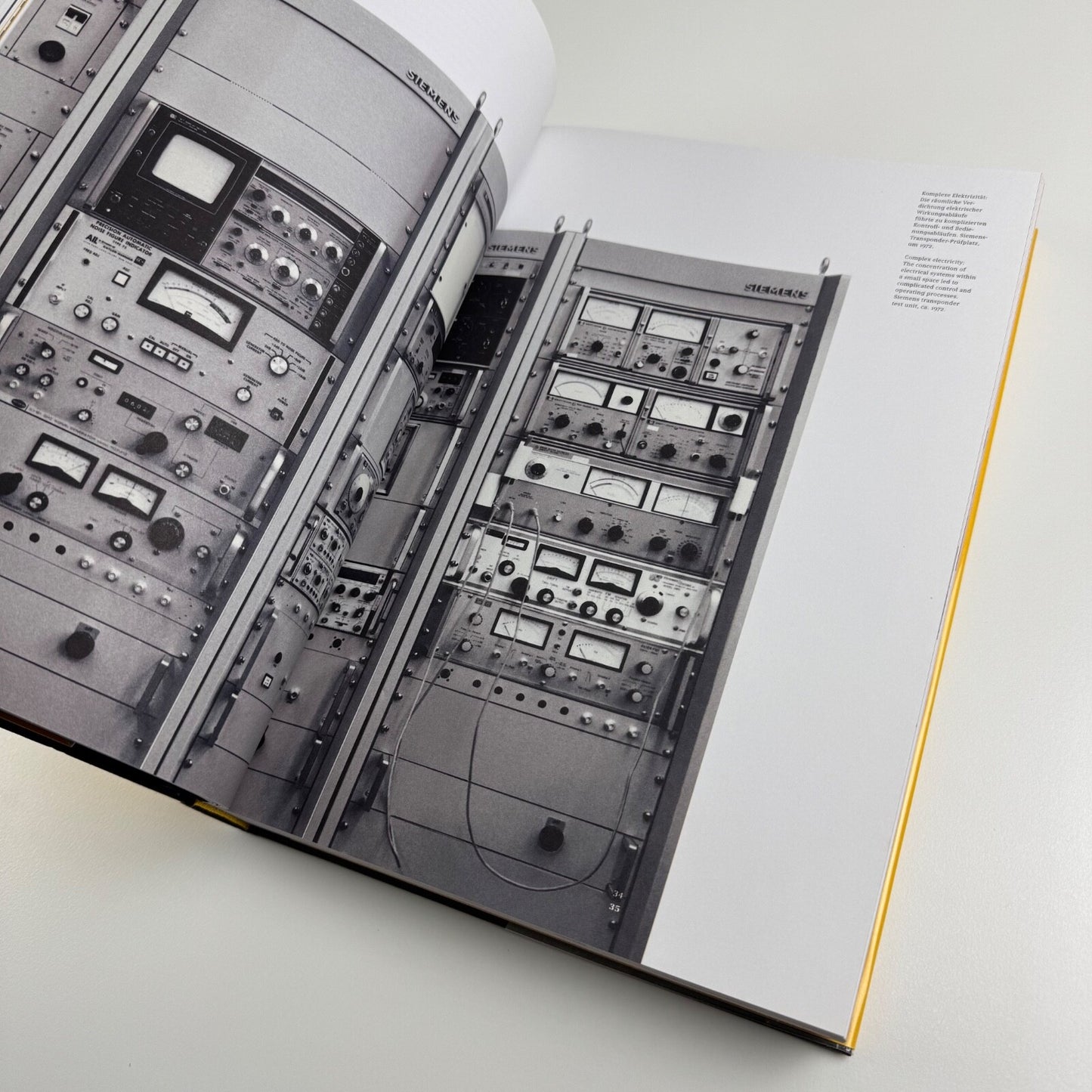 Siemens Industrial Design. 100 Years Continuity in Flux by Christoph A. Hoesch | Hatje Cantz, 2006