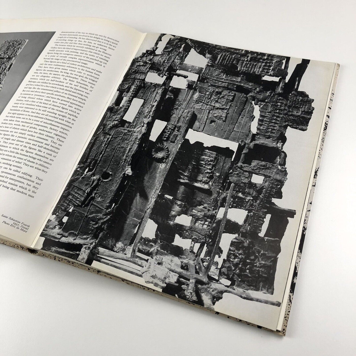Motif 2 A Journal of the Visual Arts February 1959 edited by Ruari McLean | The Shenval Press
