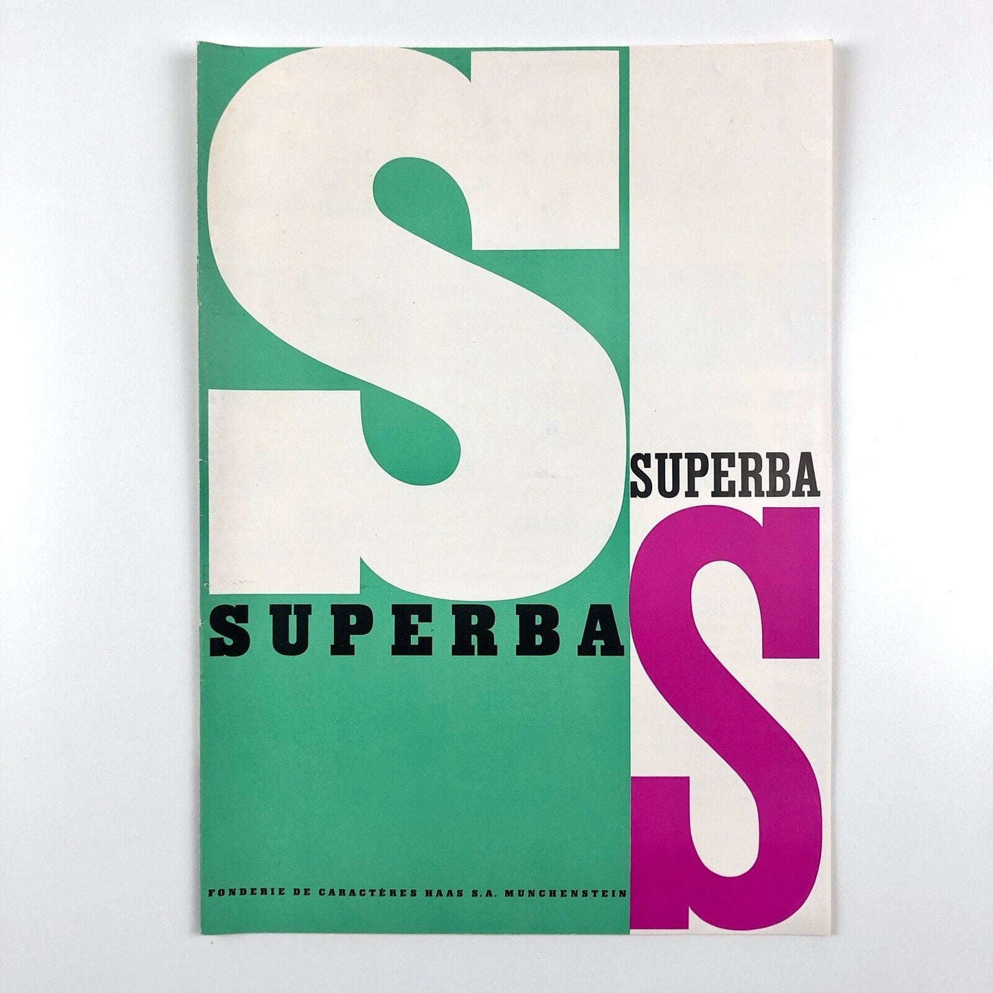Superba type specimen booklet | Fonderie de Caractères Haas | design by Edmund Thiele, undated presumed to be 1940s