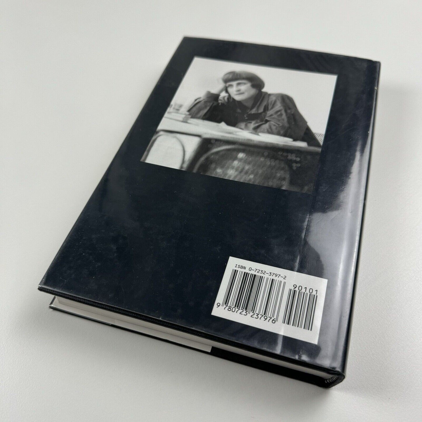 A Slender Reputation. An Autobiography by Kathleen Hale | Frederick Warne, 1994