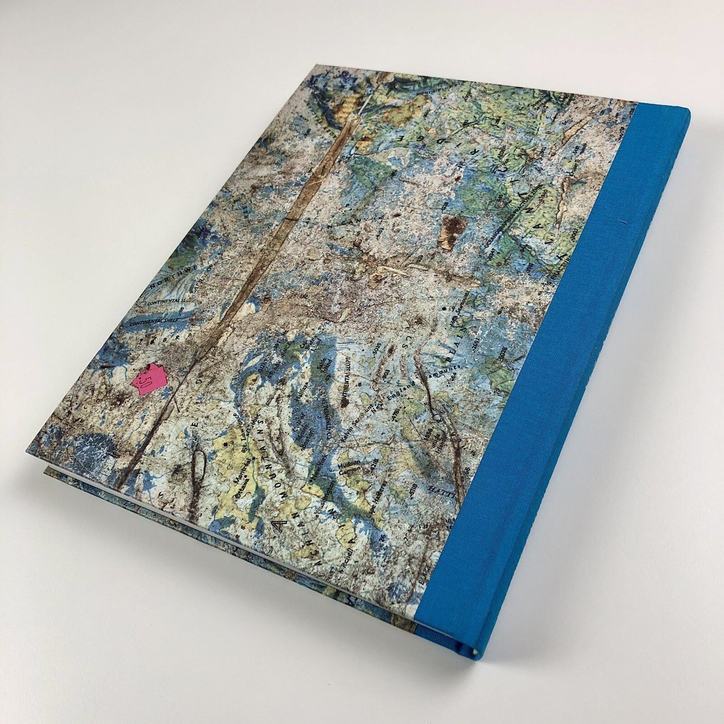Helen Sear. Era of Solitude | Dewi Lewis Publishing, 2021