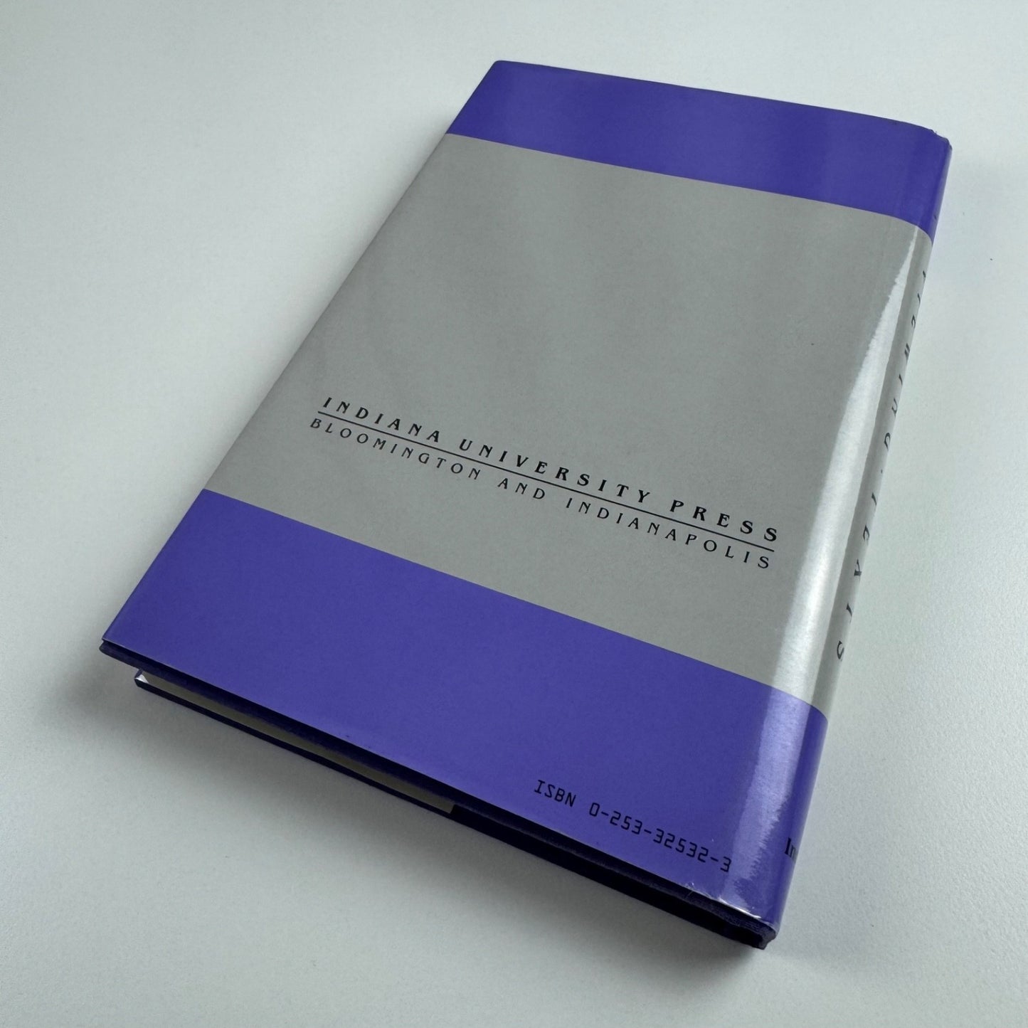 Reading Pictures Viewing Texts by Claude Gandelman | Indiana University Press, 1991