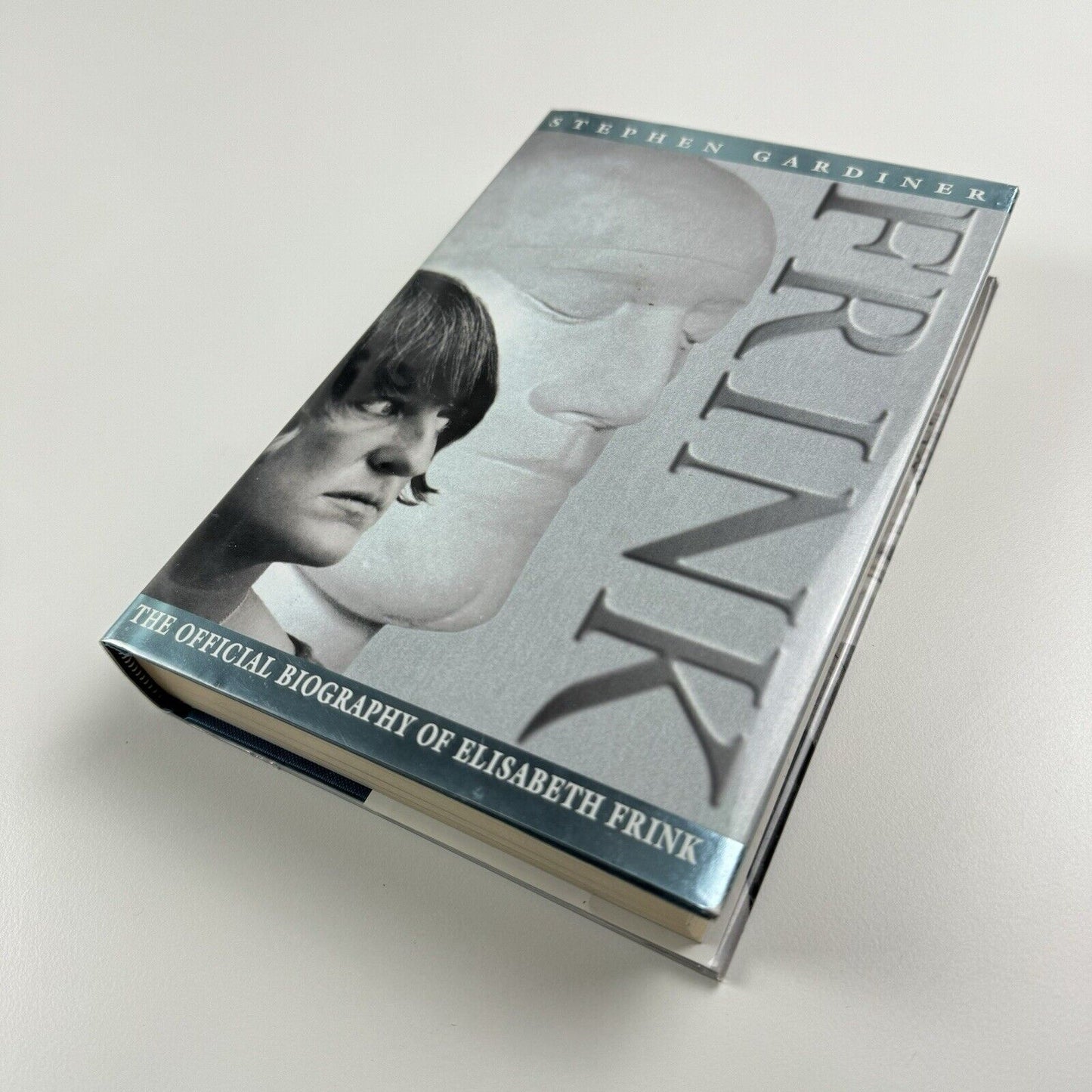 Elisabeth Frink. The official biography by Stephen Gardiner | Harper Collins, 1998