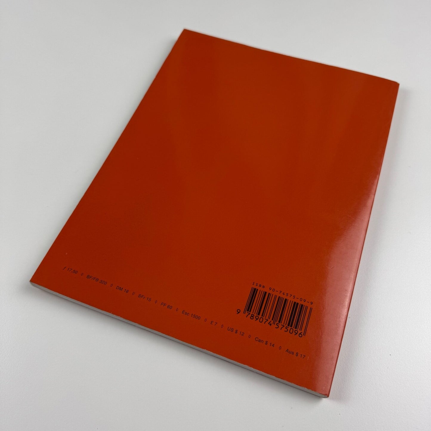 POSE issue 9. Spring/Summer 1993. Stichting Polysemisch Instituut. Edited by Toine Ooms. Text in English and Dutch