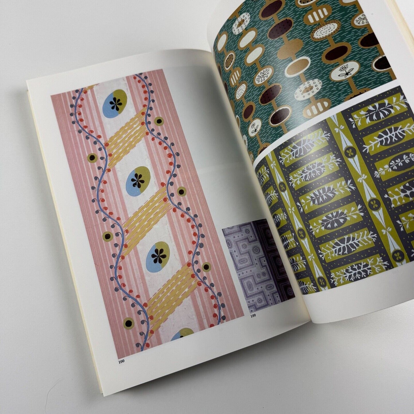 A Popular Art. British Wallpapers 1930-1960 | The Silver Studio Collection at Middlesex Polytechnic held at Orleans House Gallery between 2 December 1989 and 11 February 1990