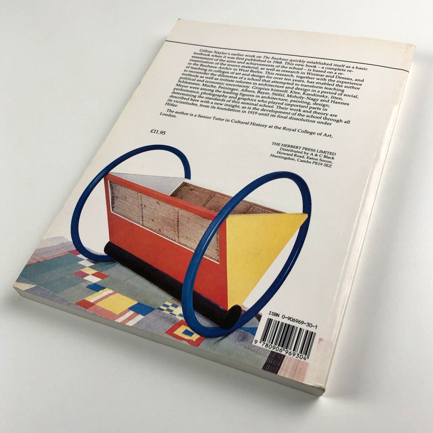 The Bauhaus Reassessed by Gillian Naylor | The Herbert Press, 1993