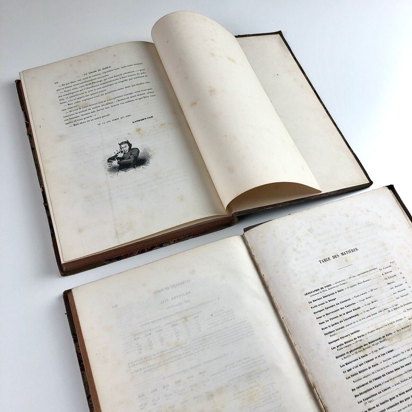 Le Tiroir du Diable: Paris et les Parisiens Vols 1 & 2 | Chez le Principaux librairies, Paris. Undated | Gavarni illustrations