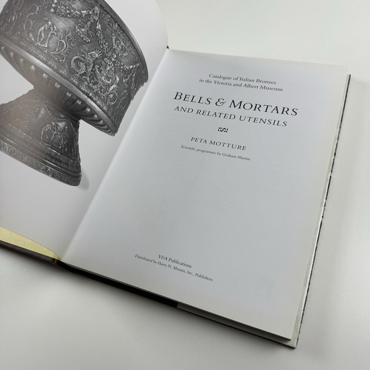 Bells & Mortars – Catalogue of Italian Bronzes in the V&A by Peta Motture | V&A Publications, 2001