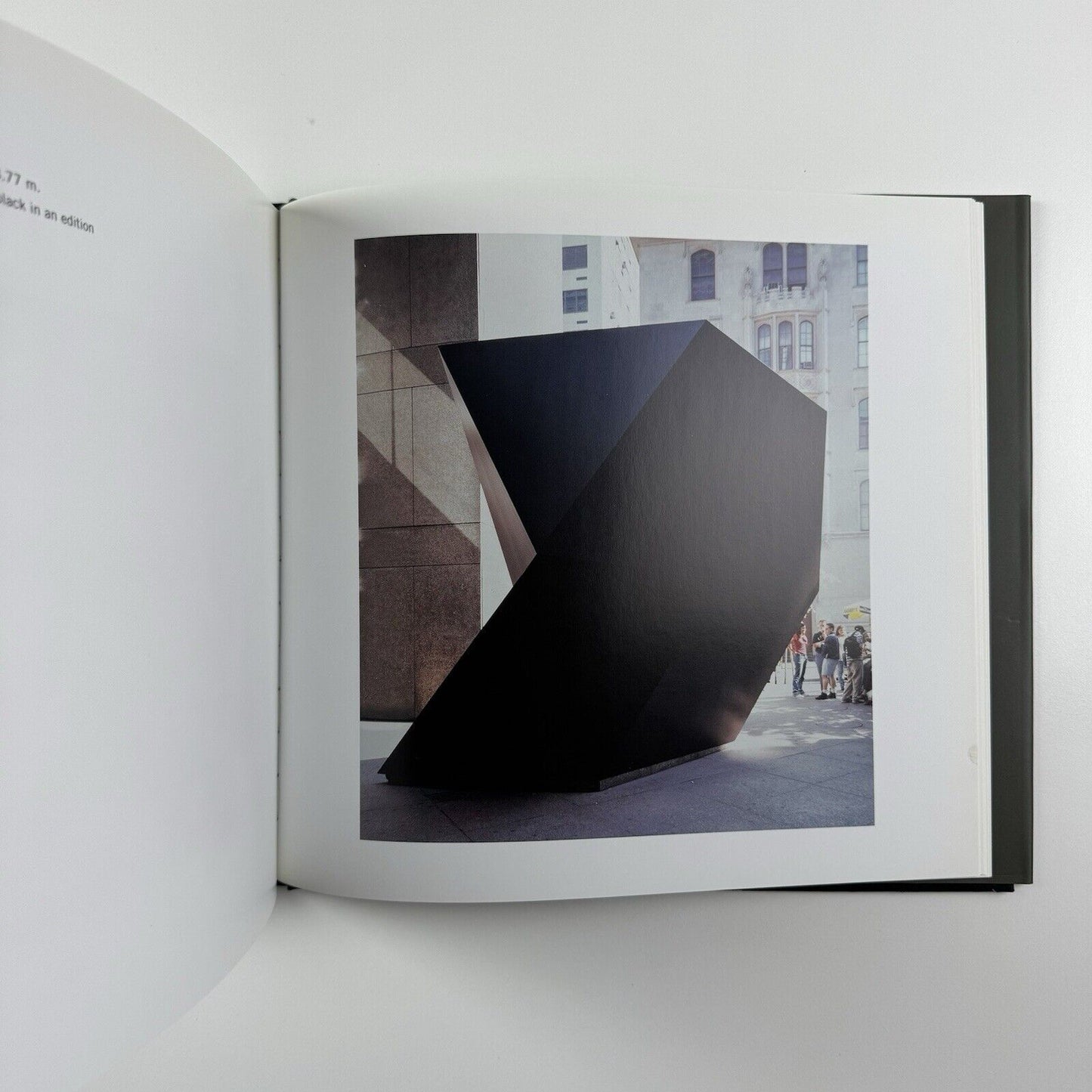 Tony Smith. Paintings and Sculpture 1960-65 | Exhibition catalogue | Mitchell-Inness & Nash New York, 2001