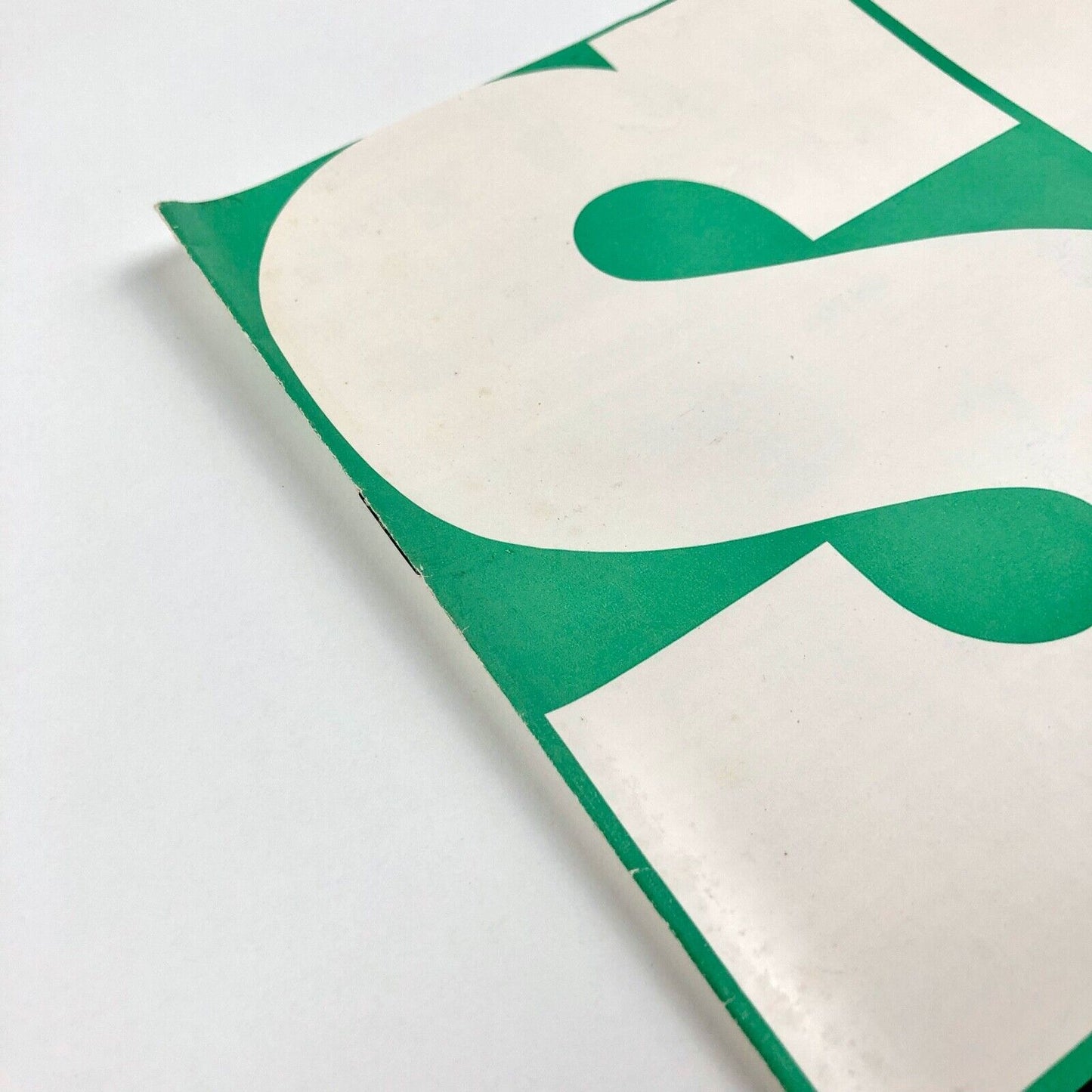 Superba type specimen booklet | Fonderie de Caractères Haas | design by Edmund Thiele, undated presumed to be 1940s
