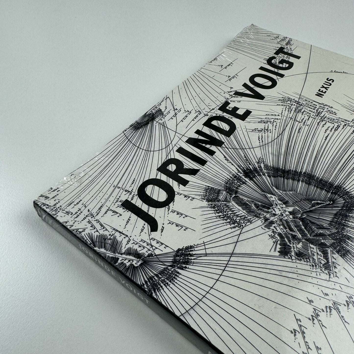 Jorinde Voigt. Nexus | Exhibition catalogue | Von-der-Heydt-Museum Wuppertal, 2011