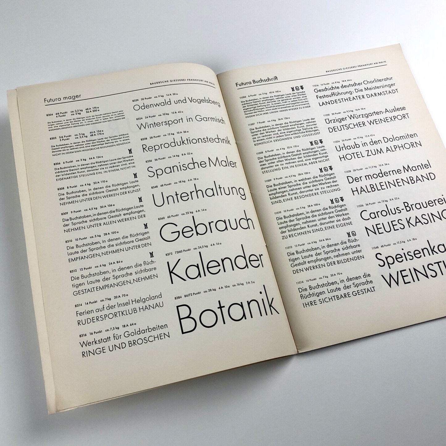 Futura – Bauersche Giesserei Frankfurt | Type specimen booklet Paul Renner