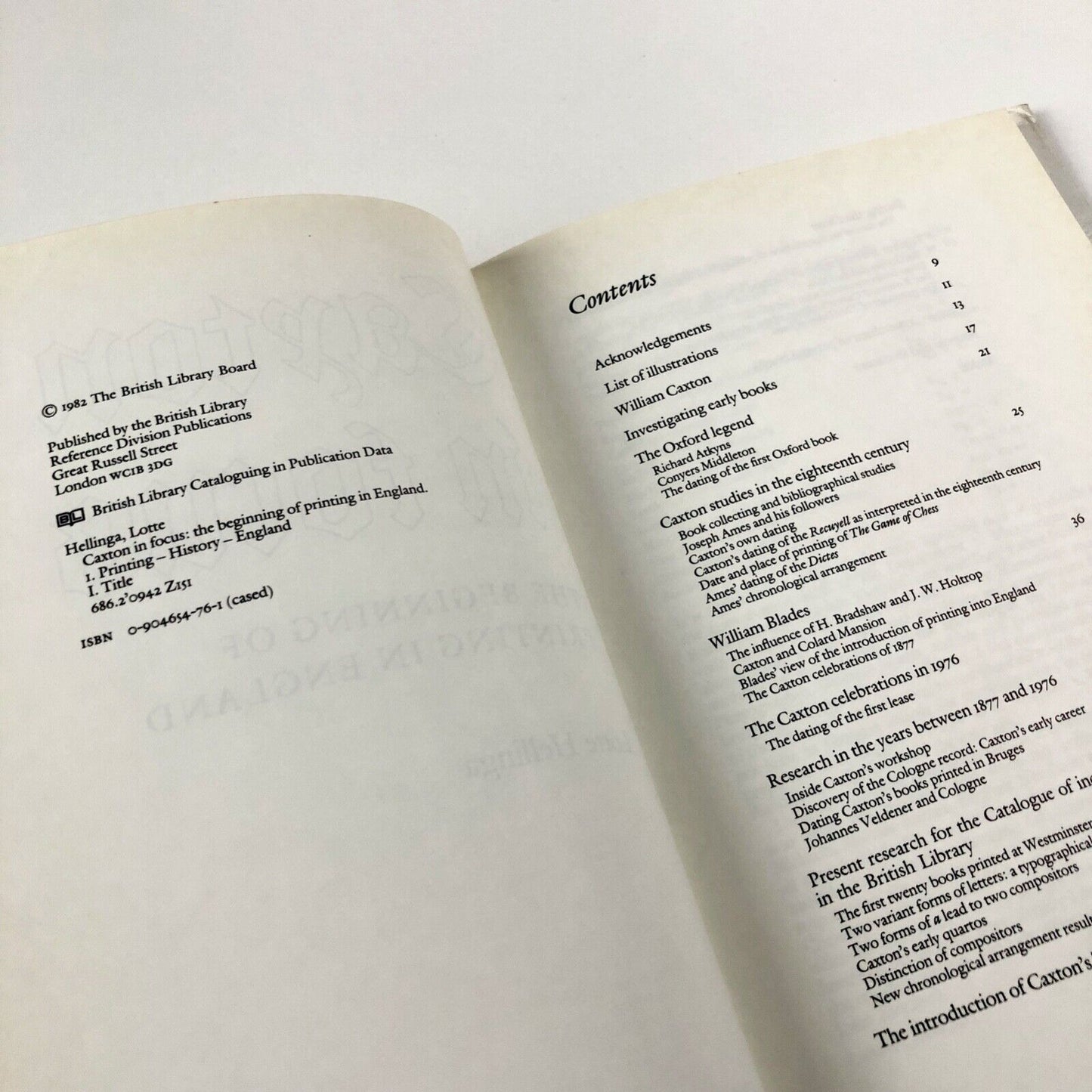 Caxton in focus. The beginning of printing in England by Lotte Hellinga | The British Library, 1982