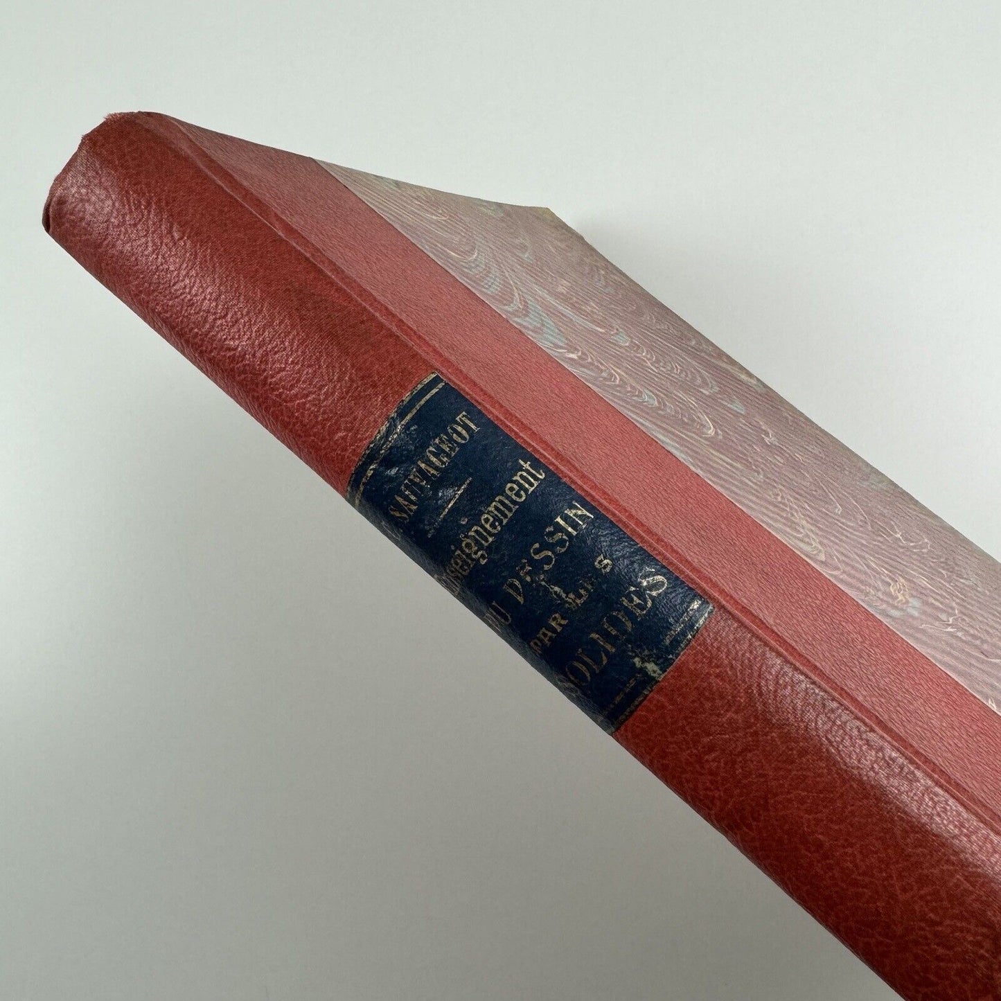 Enseignement du dessin par les solides applicable dans les écoles primaires, professionnelles & supérieures by Claude Sauvageot | Ch. Delagrave, Paris, 1882