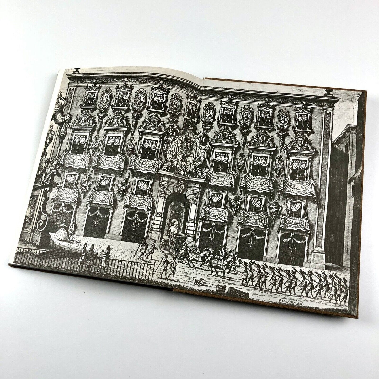 Sicilian Baroque by Anthony Blunt | Photos by Tim Benton | Weidefeld & Nicolson, 1968
