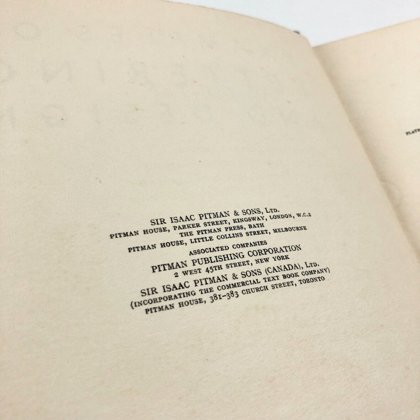 Examples of Lettering and Design by J. Littlejohns | Isaac Pitman, 1936
