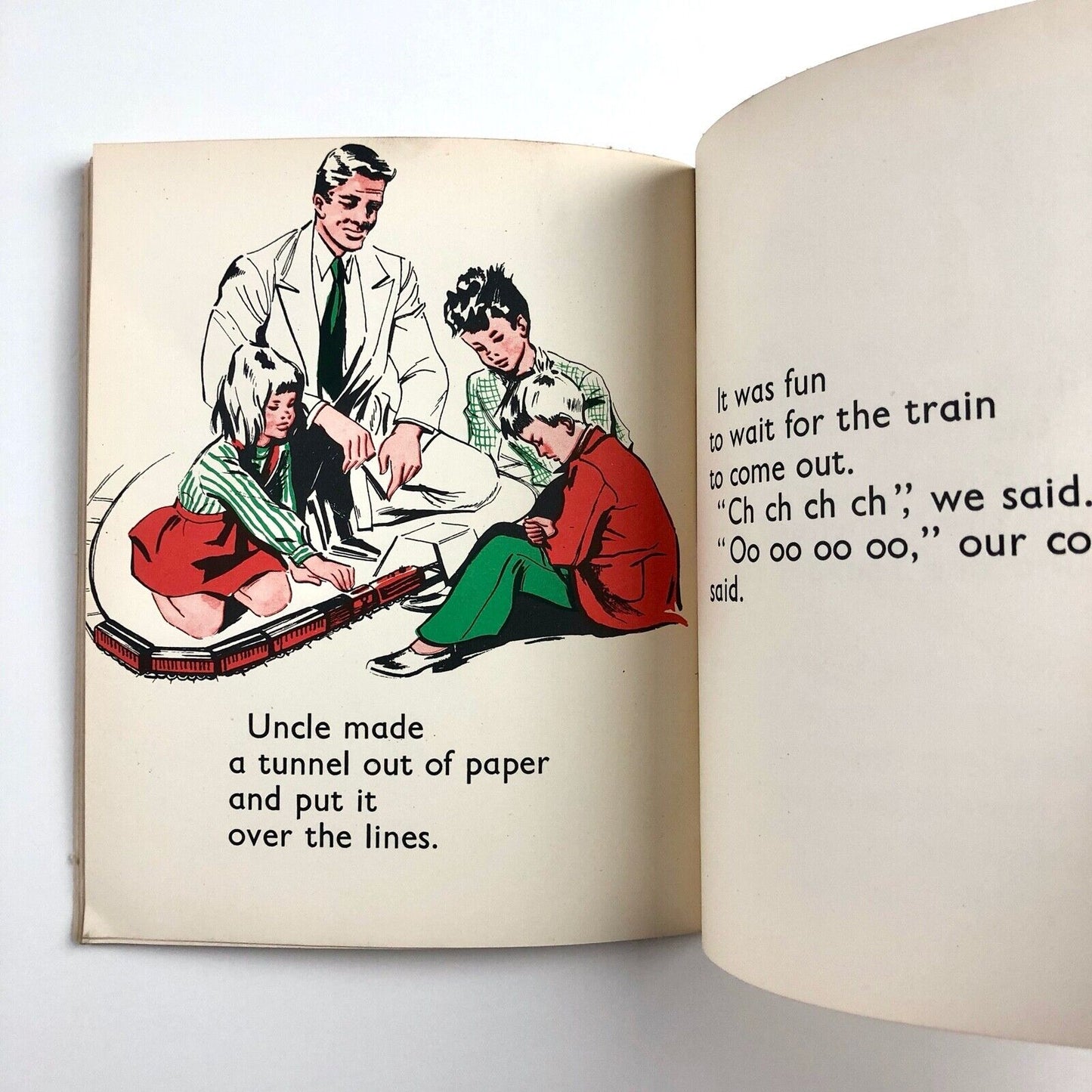 The Train – Pilot Reader Book 2 | Vintage children's book | Pat Devenport 1946