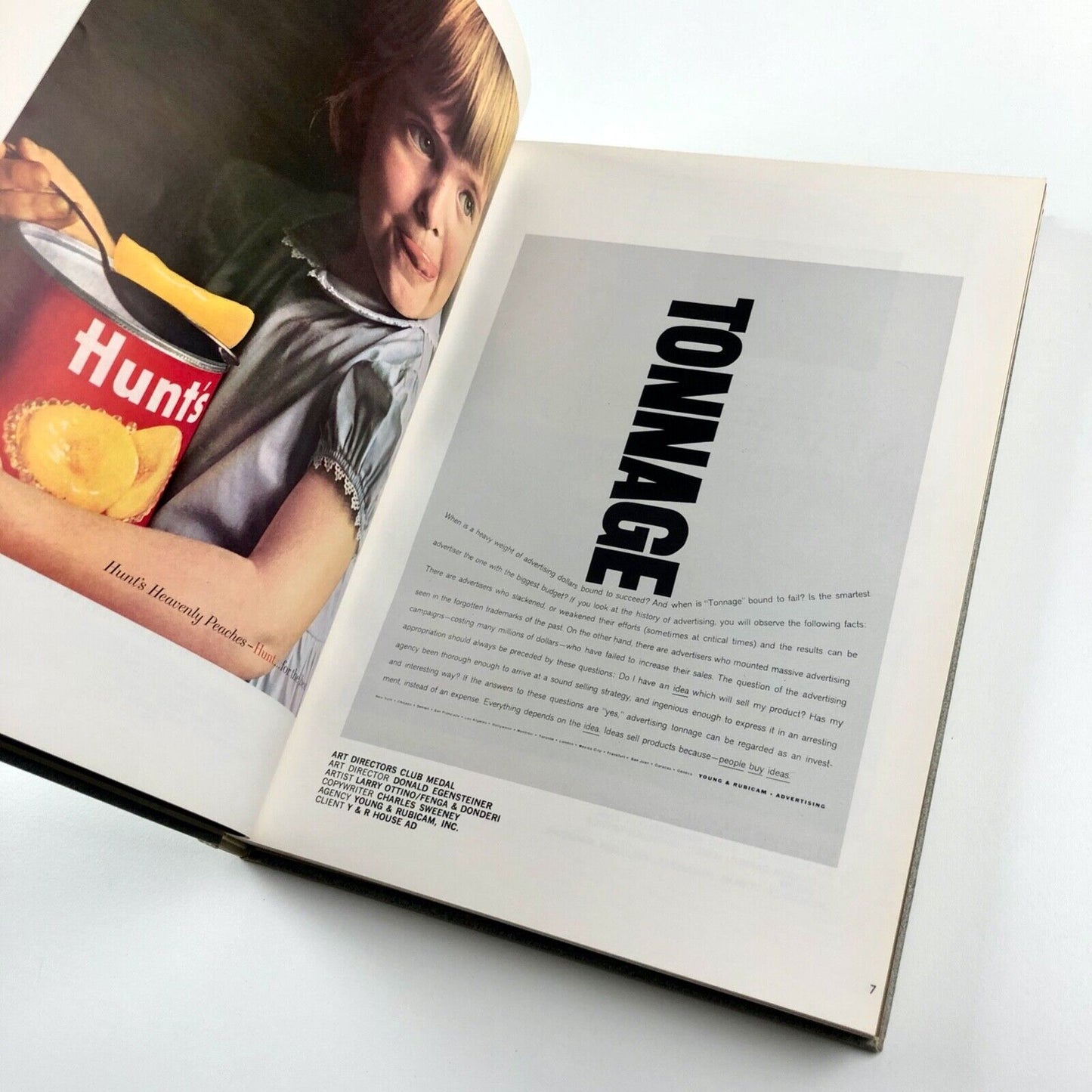 40th Annual of Advertising and Editorial Art of the Art Directors Club of New York | Edited by Robert M. Smith. Farrar, Strauss & Cudahy, New York, 1961