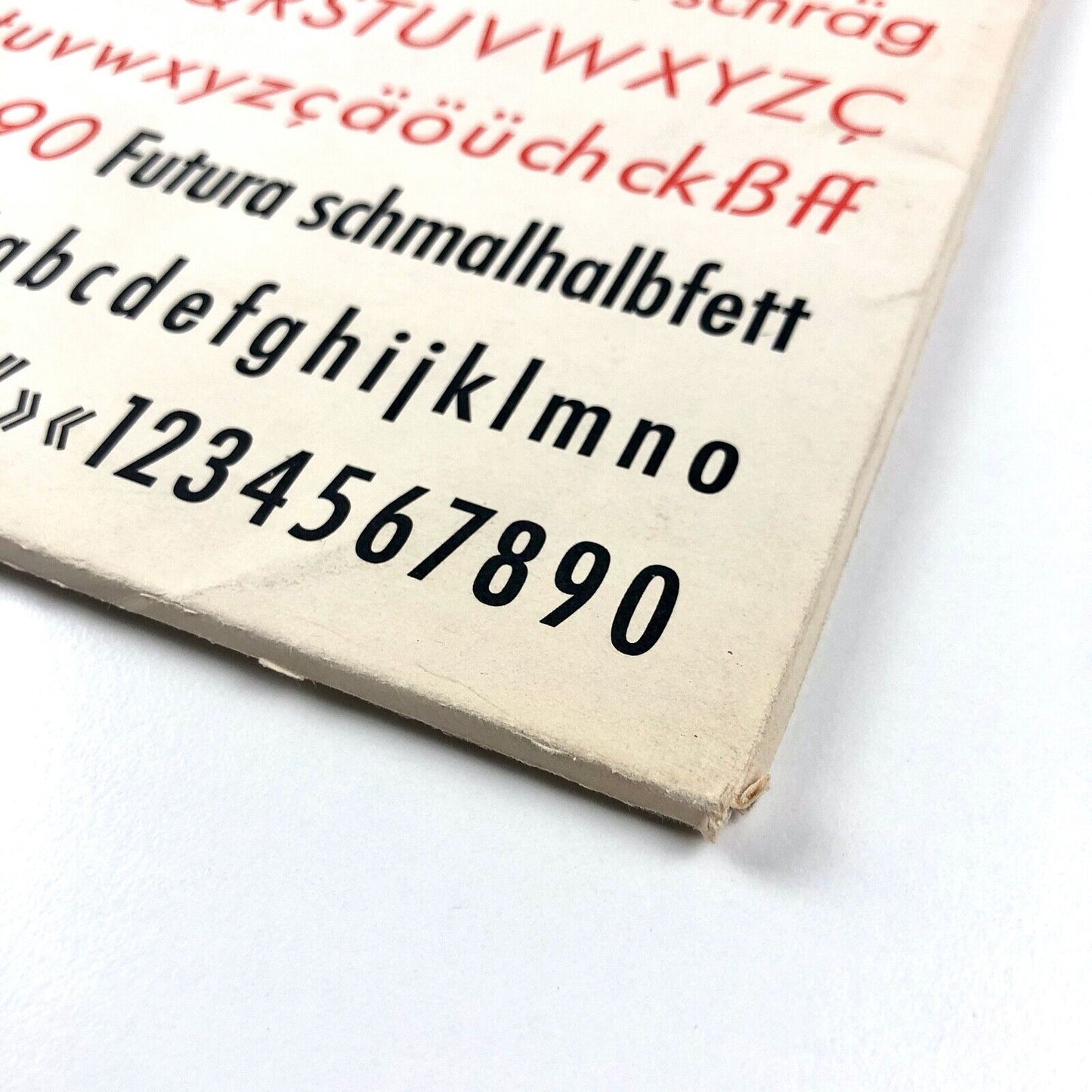 Arbeitsmappe Futura – workbook / type specimen | Bauersche Gießerei Frankfurt