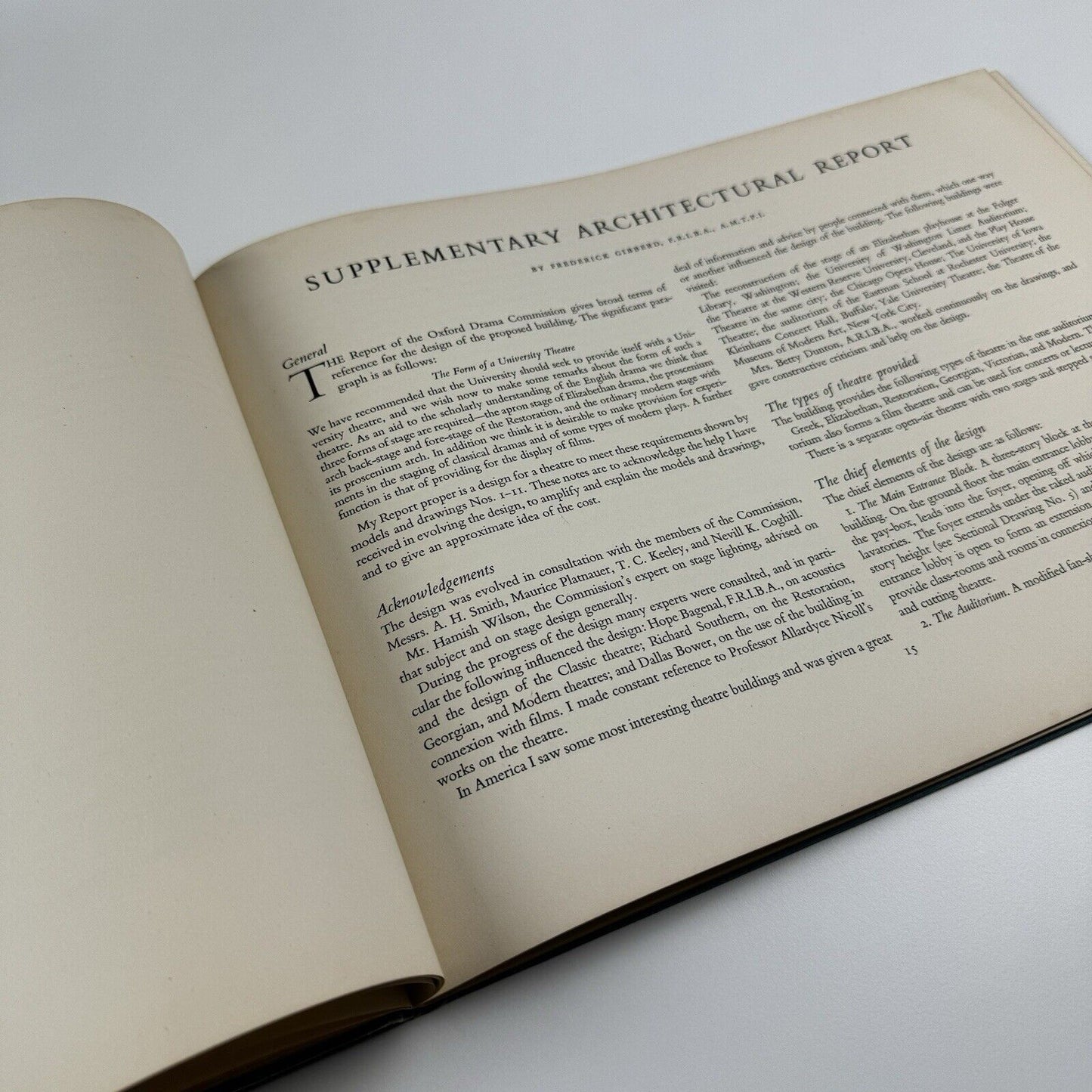 Report of the Oxford University Drama Commission with supplementary architectural report by Frederick Gibberd | Oxford University Press, 1948