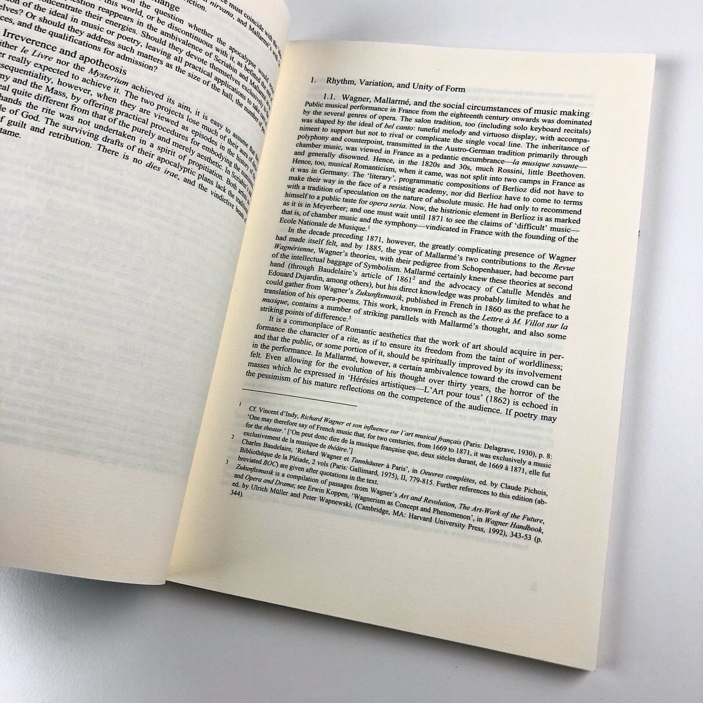Walking The Face That No One Is by Louis Marvick | Editions Rodopi, 2004
