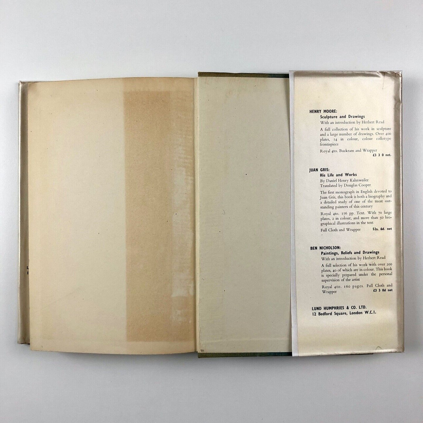 Aspects of Form. A Symposium on Form in Nature and Art edited by Lancelot Law Whyte. Preface by Herbert Read to accompany the exhibition Growth and Form at ICA (Institute of Contemporary Art) | Lund Humphries, 1951
