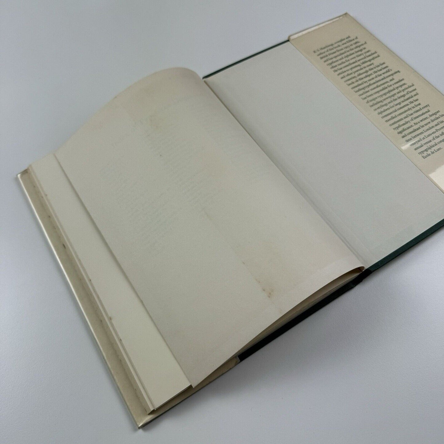 A Manual of Decorated Typefaces by R. S. Hutchings | Cory, Adams & Mackay, 1965
