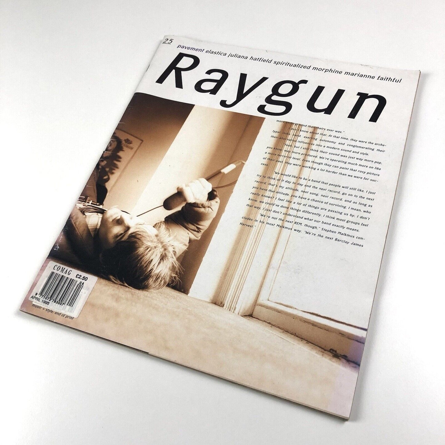 Raygun magazine 25 | April 1995 issue | Elastica, Pavement, Spiritualized, Marianne Faithful