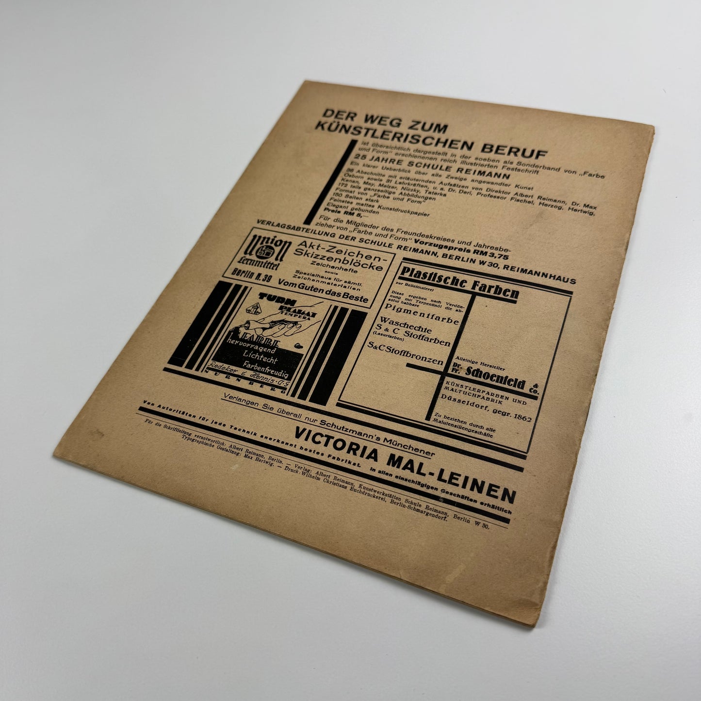 Farbe und Form. Monatsschrift für Kunst und Kunstgewerbe | Mit der beilage ‘Mitteilungen der Schule [Albert] Reimann.'   13 Jahrgang, 3, March 1928