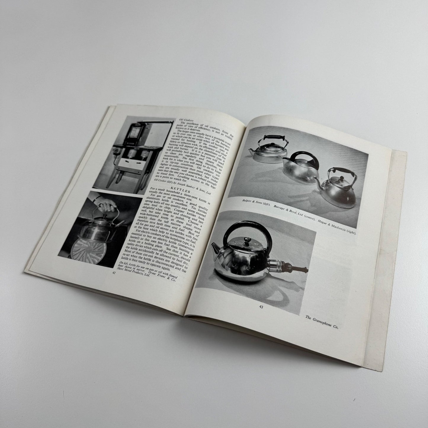 How to buy things for the kitchen. The Council of Industrial Design, 1948