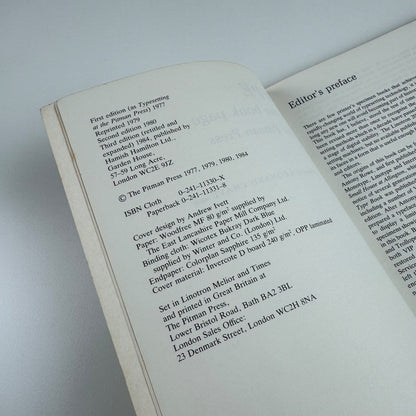 Type for the book page at the Pitman Press ed Leonard Chave Hamish Hamilton 1984