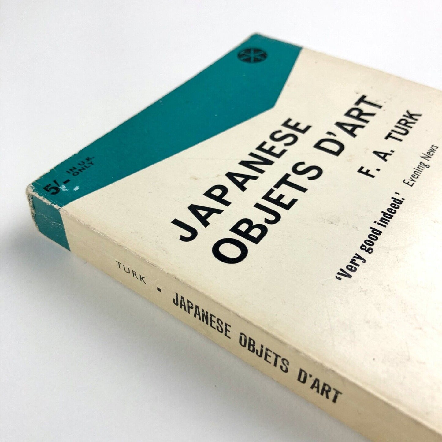 Japanese Objets d'Art by Frank A. Turk | Arco Handybooks, 1962