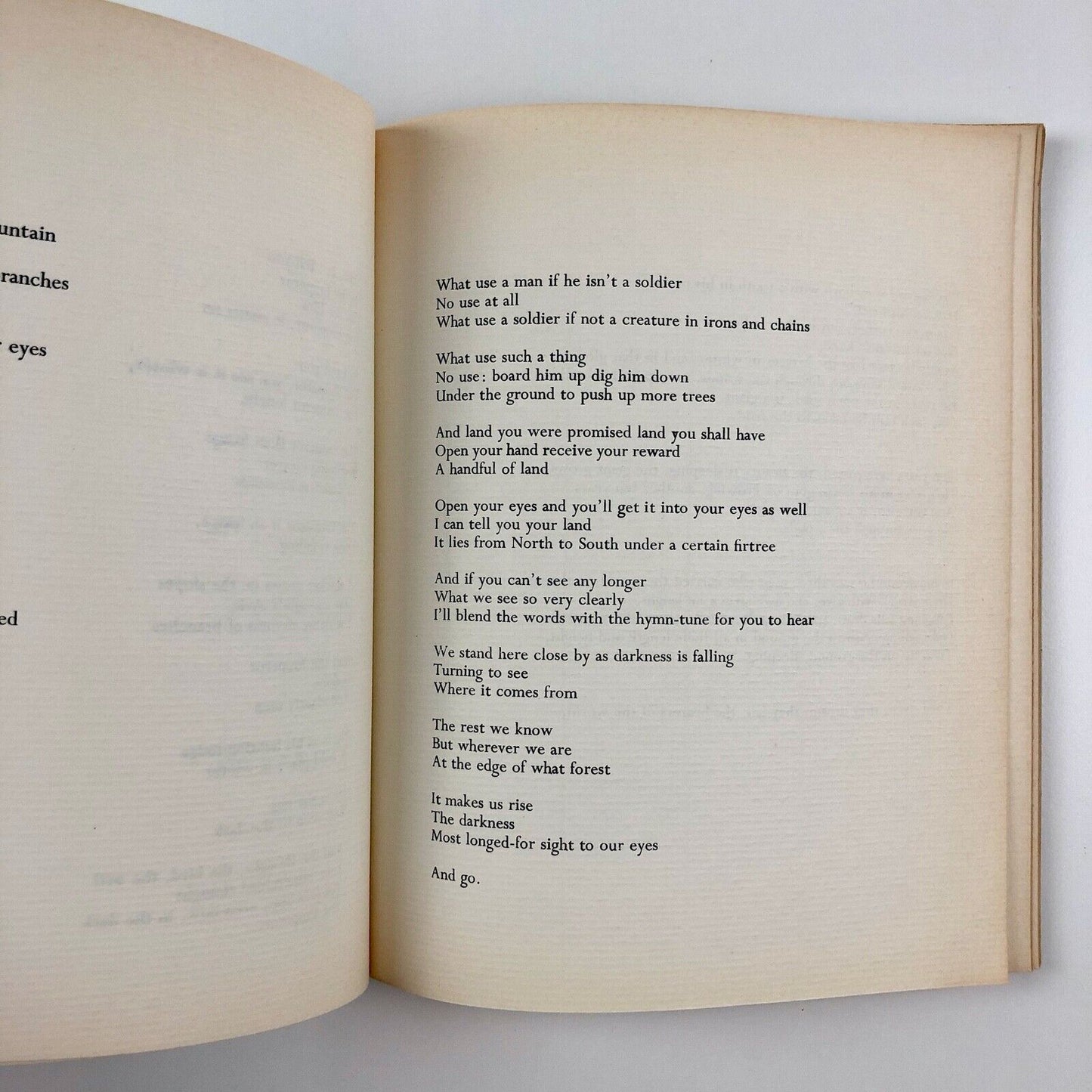 Paavo Haavikko – Selected Poems | Translated by Anselm Hollo | Cape Goliard 1968