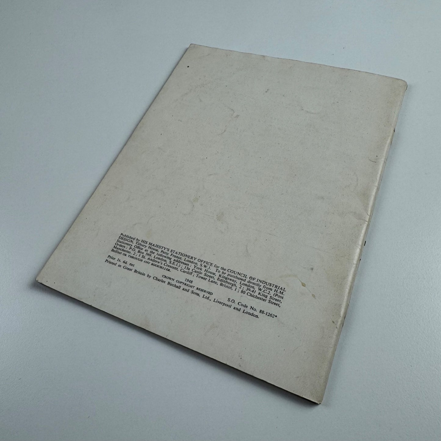 How to buy things for the kitchen. The Council of Industrial Design, 1948