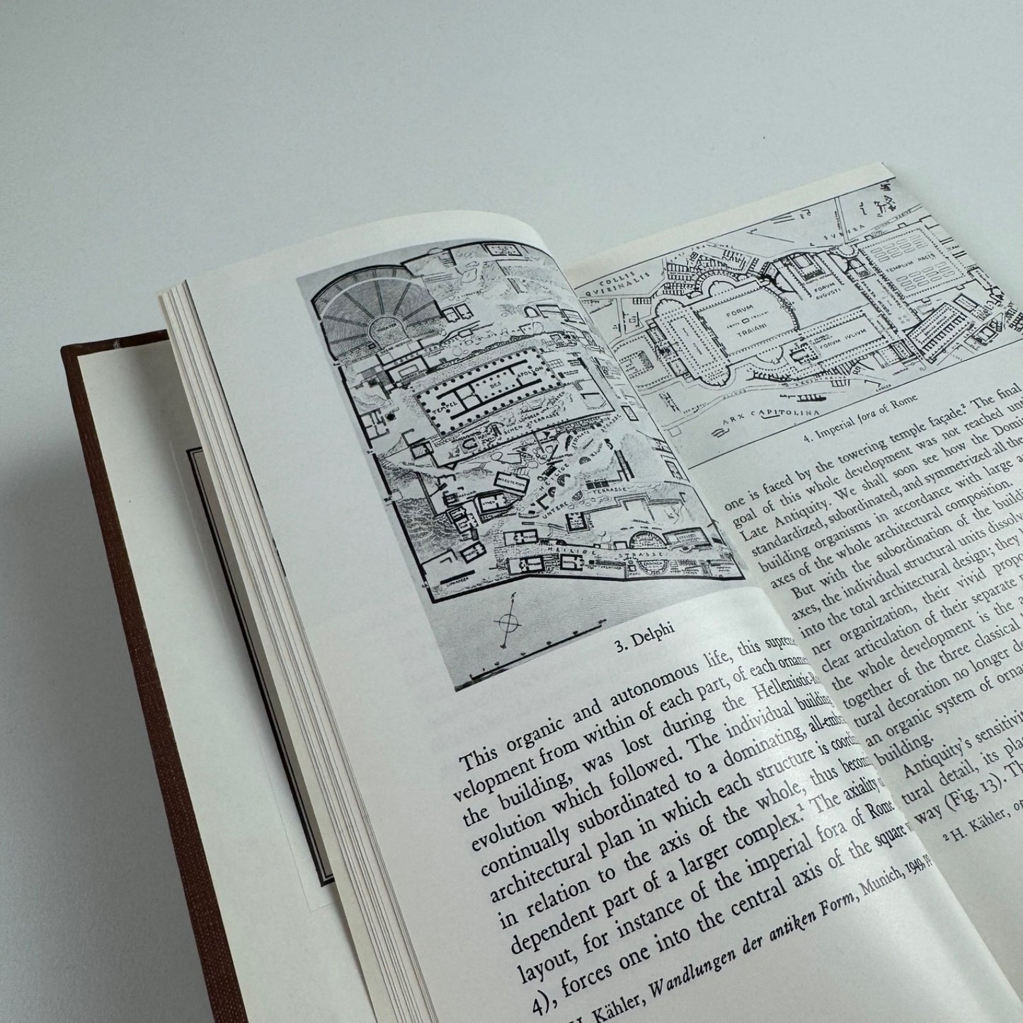 Art Forms and Civic Life in the Late Roman Empire H.P. L’Orange Princeton 1972