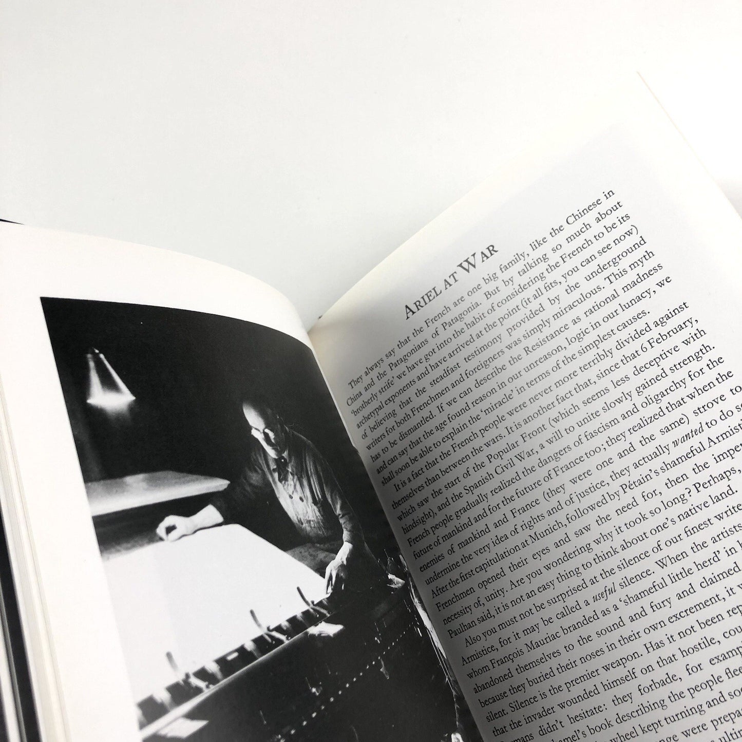 Imprimeries Clandestines | Pentagram Papers 13