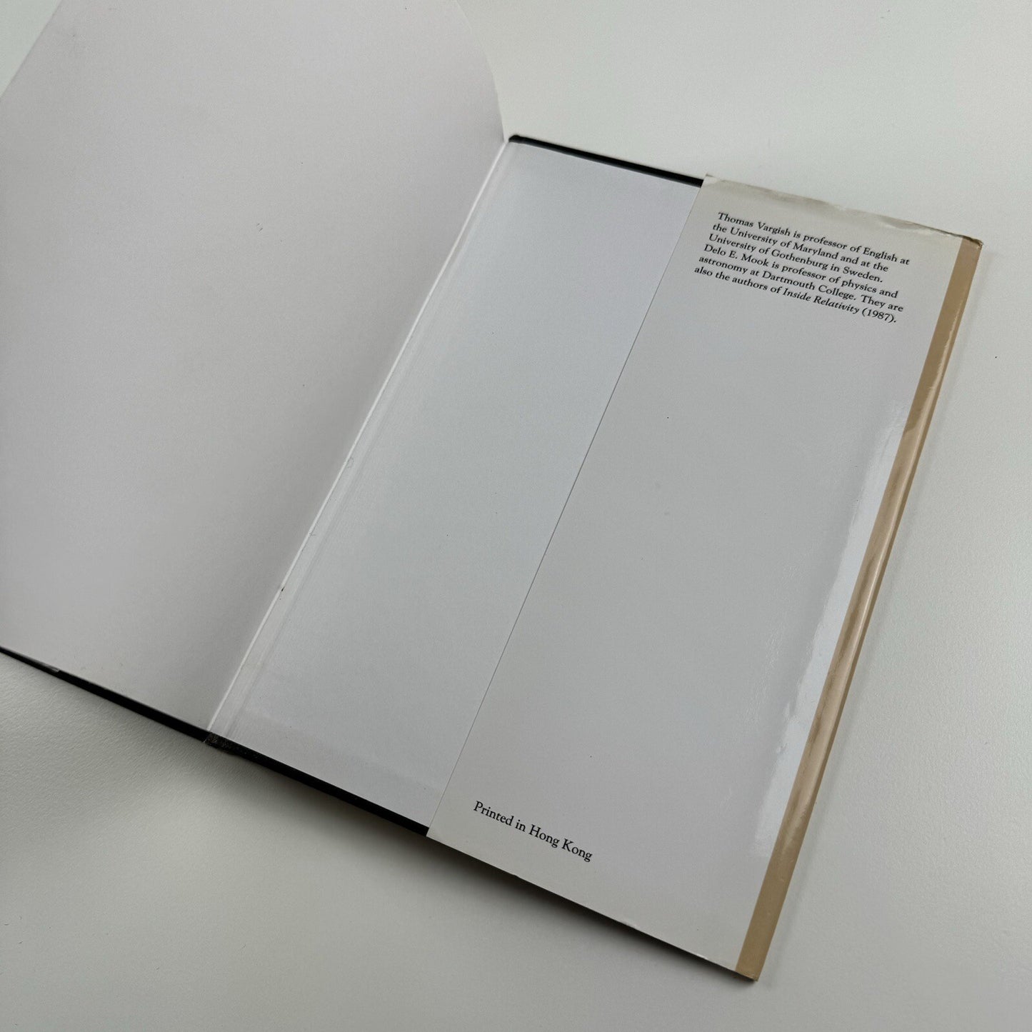 Inside Modernism – Realtivity Theory, Cubism, Narrative | Thomas Vargish and Delo Mook | Yale University Press, New Haven and London, 1999