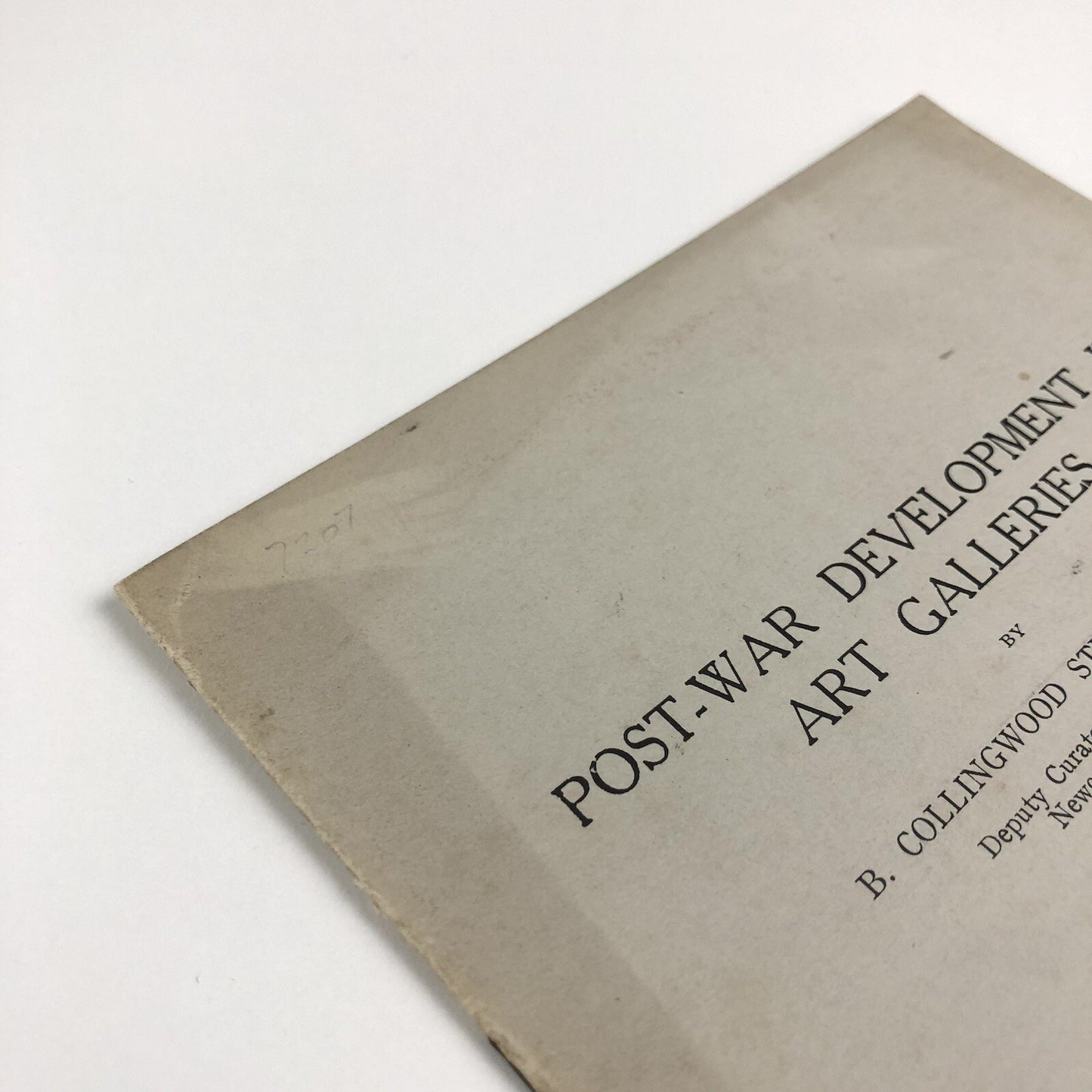 Post-War Development in Art Galleries by B Collingwood Stevenson 1945 | Laing Art Gallery, Newcastle