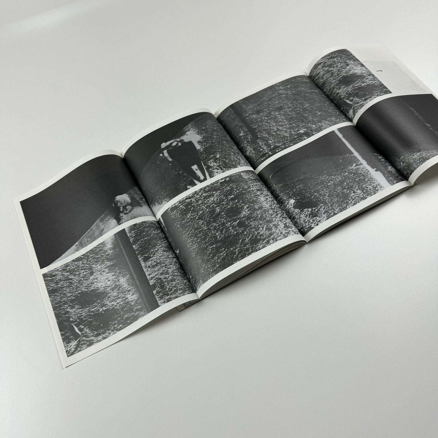 Wellenreiter | Daniel Blau, Munich 2019 – small leaflet
