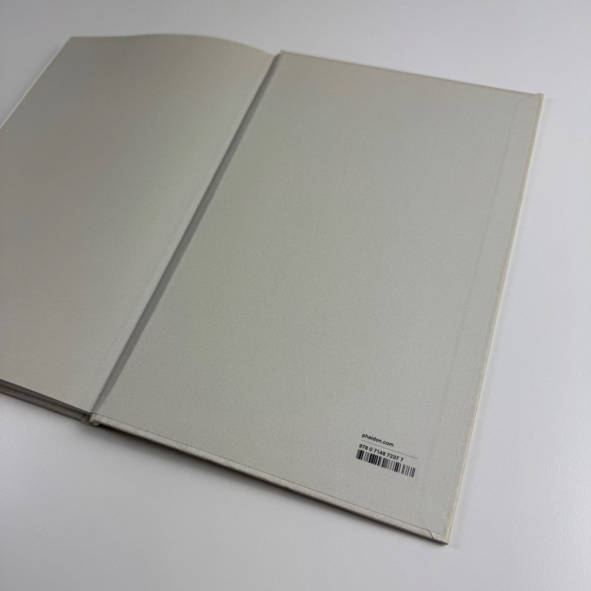 Nordic A photographic essay of landscapes, food & people Magnus Milsson Phaidon, 2016