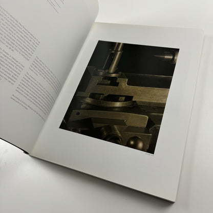 Photographs. Sale catalogue – Phillips de Pury & Company, New York, October 2006
