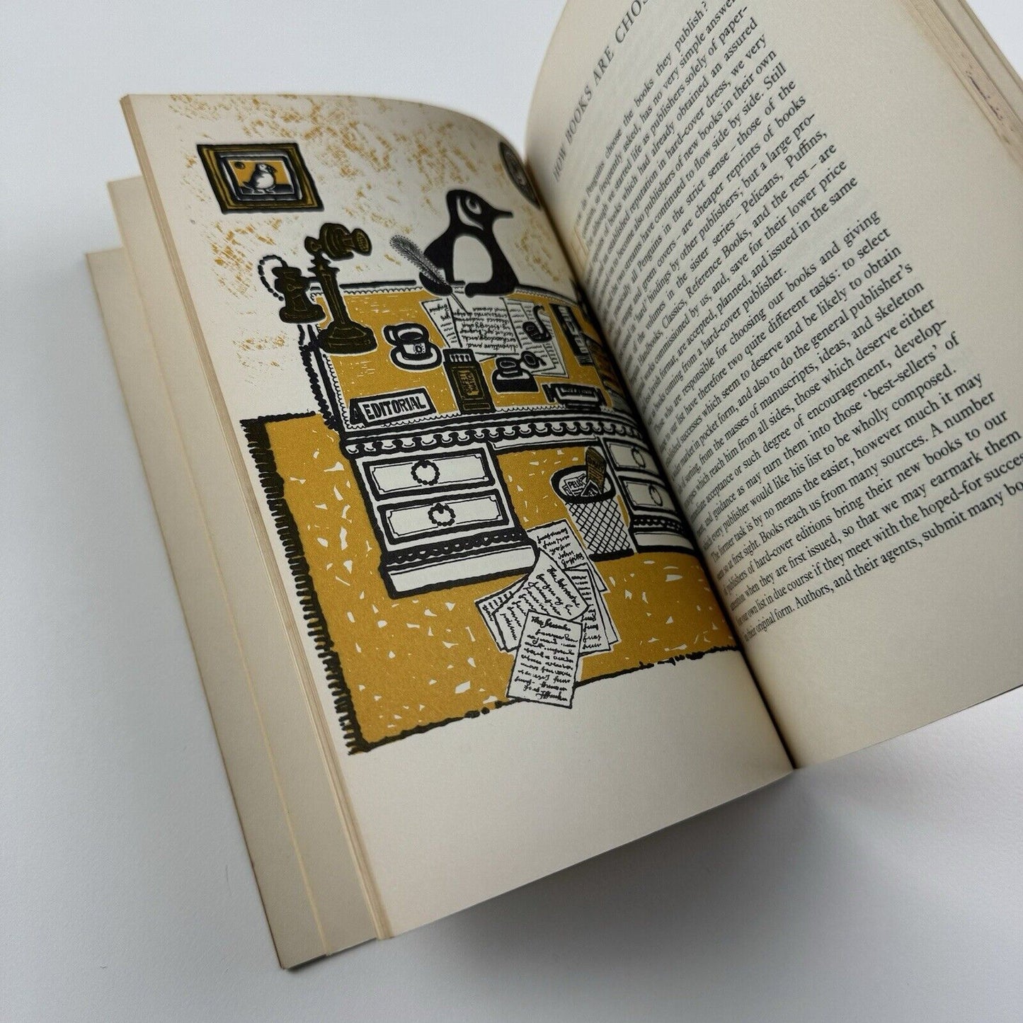 Twenty-five years. Penguins Progress 1935-60 | book design by Hans Schmoller | device on cover by Elizabeth Friedlander