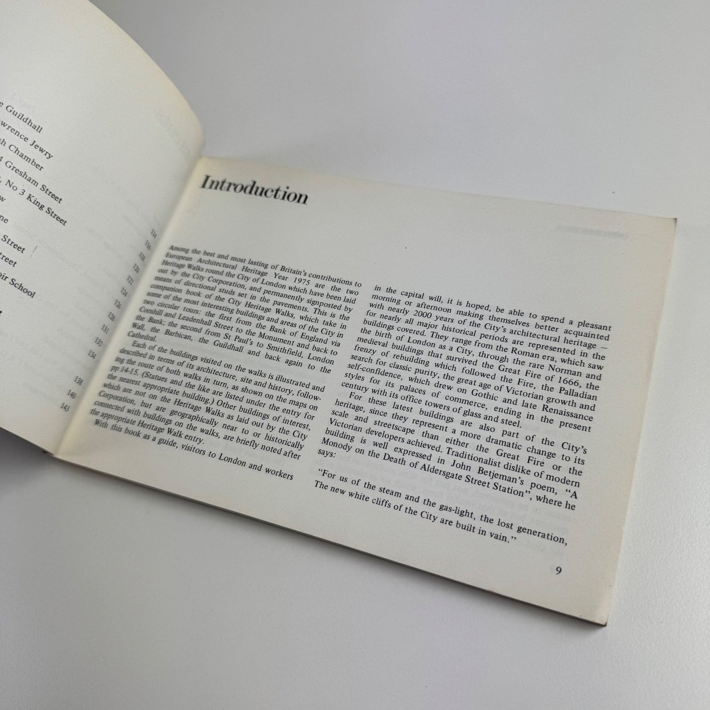 The City of London its architectural heritage by David Crawford | Woodhead-Faulkner, Commercial Union, 1976