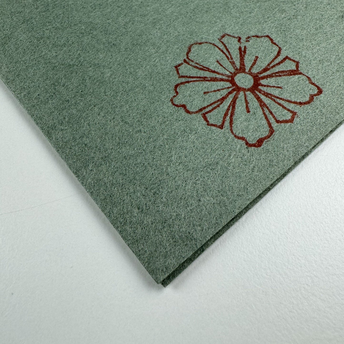 Keepsake. Hojoki by Kamo no Chomei | Bill and Marilyn Rueter at The Aliquando Press | For inclusion in wrongFount 7.