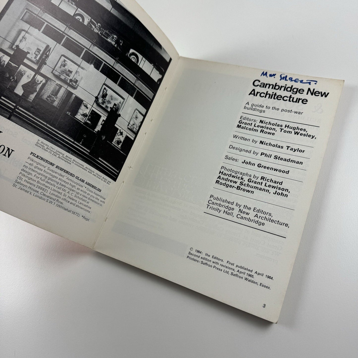 Cambridge New Architecture. A guide to modern buildings |Nikolaus Pevsner, 1965