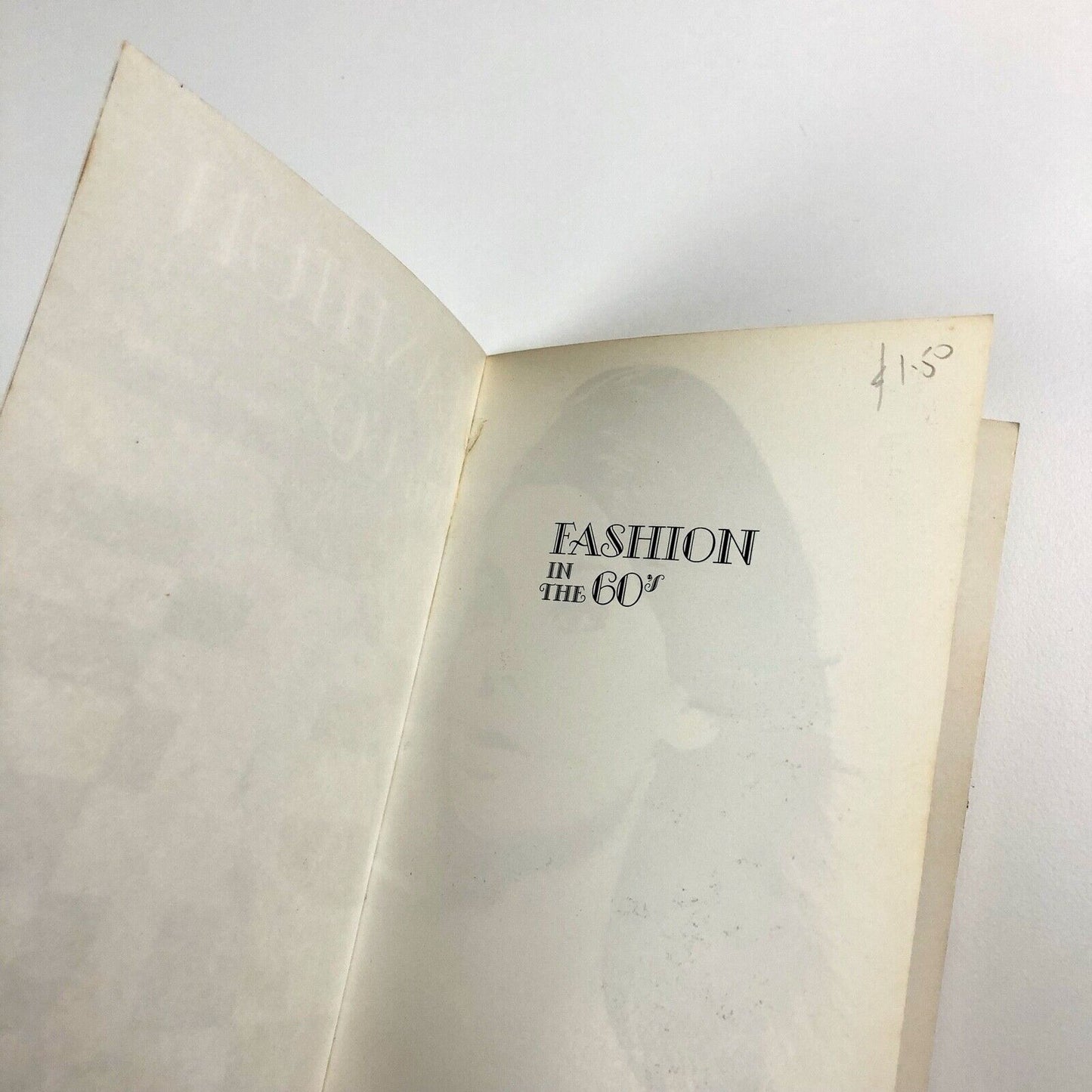 Fashion in the '60s by Barbara Bernard | Academy Editions/St Martin's Press, 1978