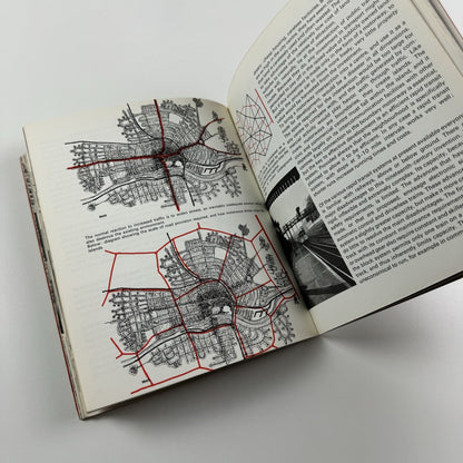 Architecture: City sense by Theo Crosby | Studio Vista/Reinhold, 1967