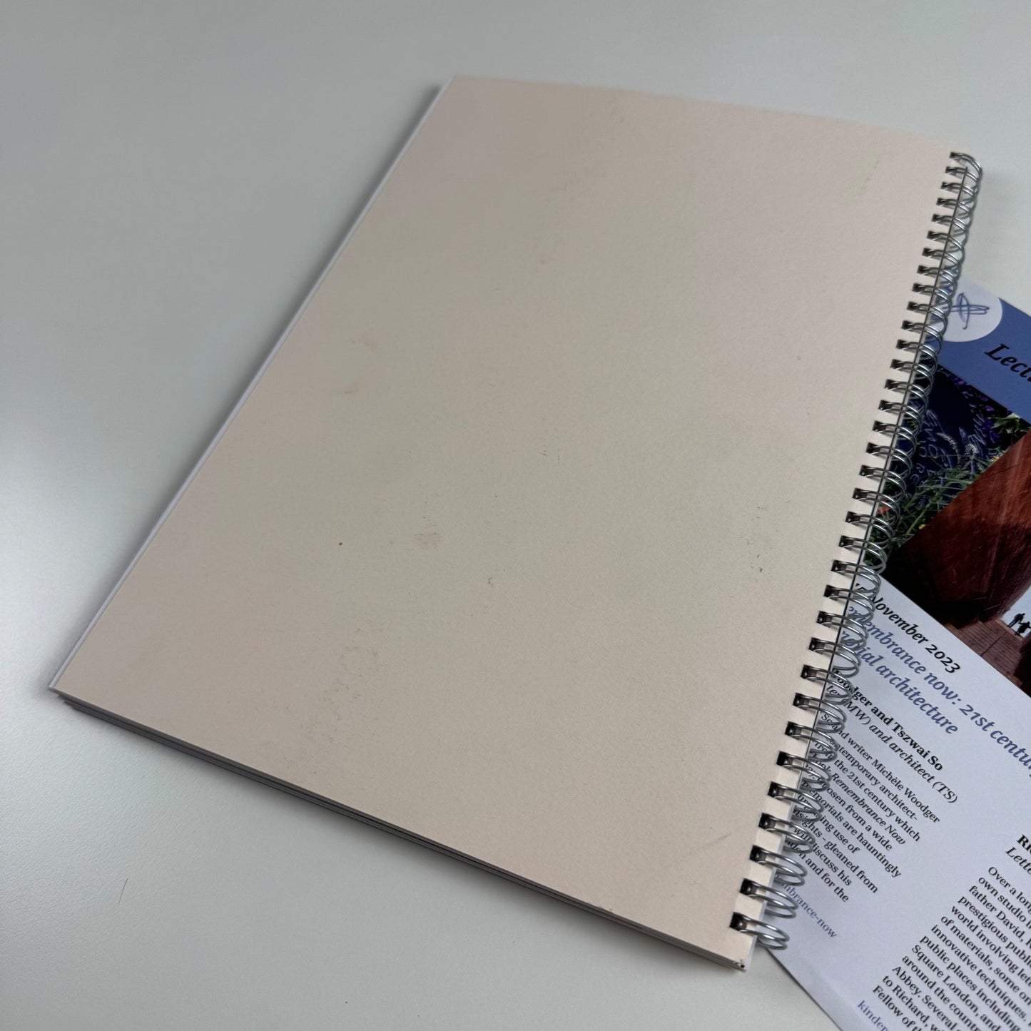 Letter Exchange Yearbook 35. 2022